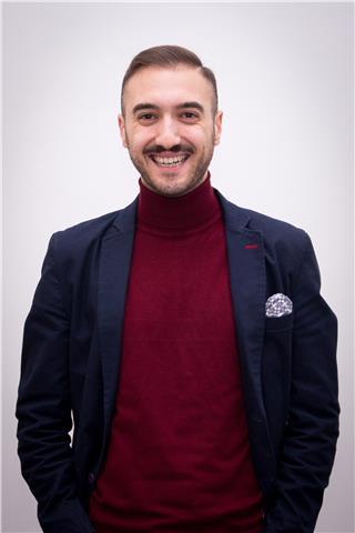 Dizione EmerGente.
Lezioni di dizione.
A partire da 16 anni in su