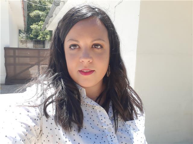 PROFESORA ONLINE CON AMPLIA EXPERIENCIA