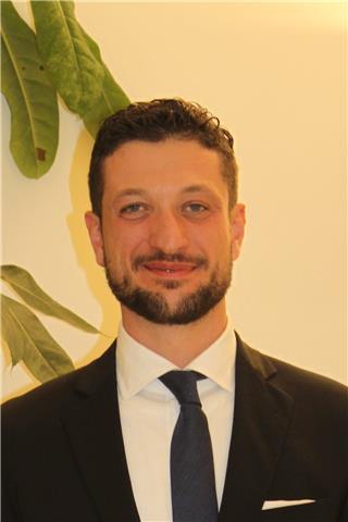 Docente di chimica generale offre lezioni online e/o di presenza