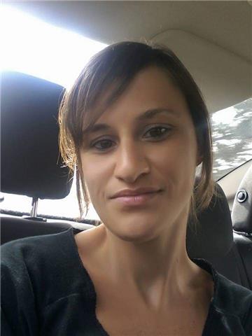 Docente di lingue inglese, francese, tedesco, italiano per stranieri impartisce lezioni e ripetizioni ed esegue traduzioni