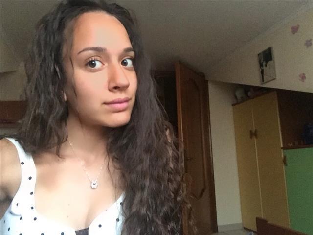 Studentessa offre ripetizioni di lingua spagnola