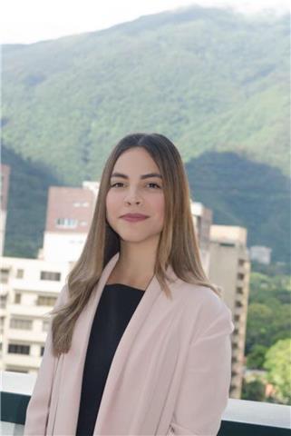 Doy clases de inglés y de español tanto para niños como para adultos, básico o avanzado