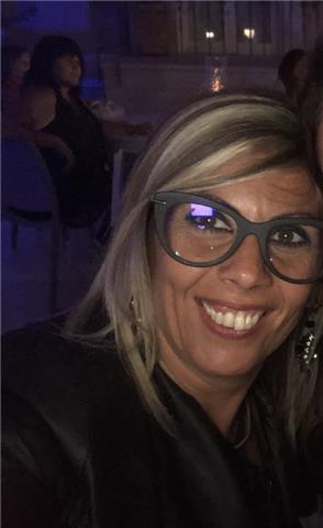 Dottoressa in legge fornisce ripetizioni di diritto ed economia