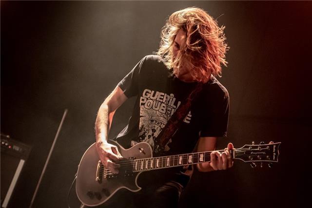 Cours de guitare niveau débutant et moyen