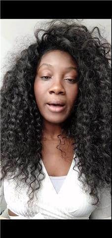 Chica nativa de portugal ofrece clases prácticas de portugués y inglés a grupos reducidos de niños y adultos