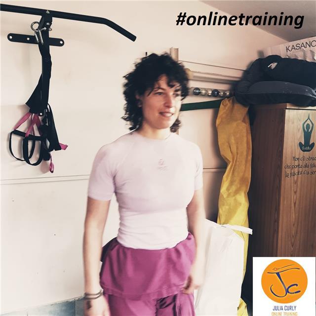 Insegnante di yoga, posturale e fitness