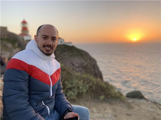 Profesor de inglés bilingüe ofrece clases particulares de inglés en barcelona, tanto conversación como general