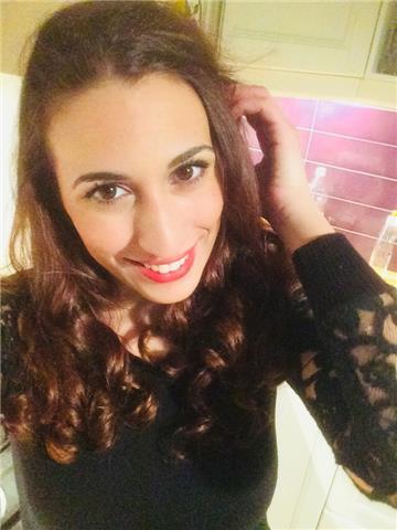 Admin & Receptionist- Diplomata in scienze umanistiche- con tre anni di tirocinio in scuole dell’infanzia