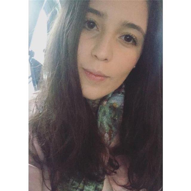 Studentessa impartisce lezioni private di inglese