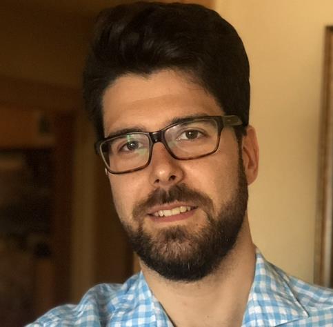 Soy alegre simpático y perfeccionista las clases van dirigidas a personas que estén cursando Eso o bachillerato