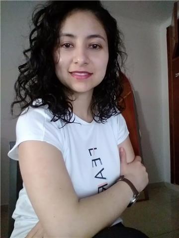 Profesor de química y matemática que imparte sus clases para primaria hasta cuarto de la eso