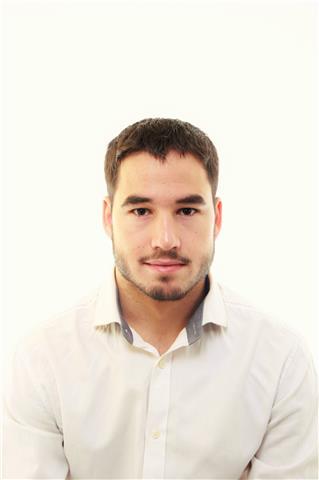 Profesor de dibujo con mas de 6 años de formación, graduado en bellas artes por la universidad complutense. con un máster en modelado 3d