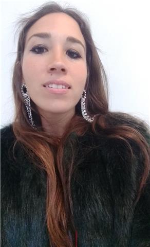 Profesora universitaria de lengua, inglés y latín