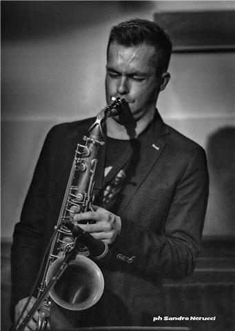 Musicista con esperienza Jazz, funk e pop