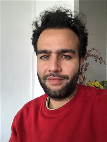 Profesor de guitarra clásica. titulación conservatorio superior. larga experiencia en docencia en conservatorios de música y escuelas municipales y privadas