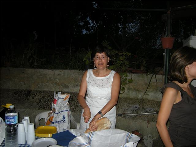 Insegnante d'inglese laureata alla scuola per interpreti e traduttori di trieste, con diplomi proficiency e celta, offre lezioni private di lingua inglese