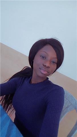 Professeur de français natif donne des cours particuliers de français aux apprenants de tous les niveaux