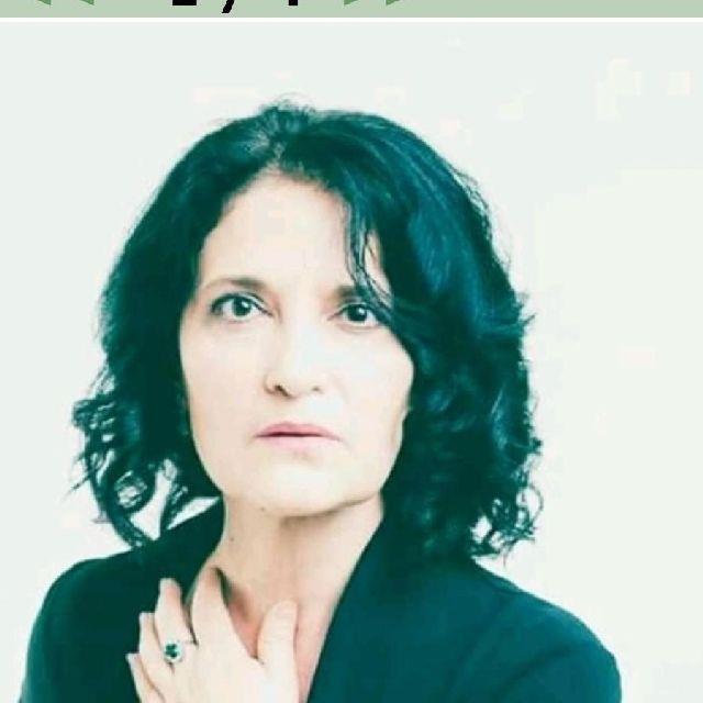 PROFESORA DA CLASES PARTICULARES DE MÚSICA INTERPRETACIÓN TEATRO Y IMPROVIZACION EMOCIONAL