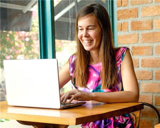 Inglés con profesora viajera, 8 idiomas, 11 países