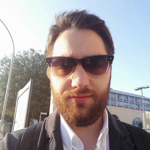 Laureato con 110 in magistrale di economia (management) offre ripetizioni in materie economiche, matematica, statistica, finanza e diritto commerciale