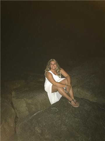 Ripetizioni, ragazza giovane diplomata da un anno con 84/100