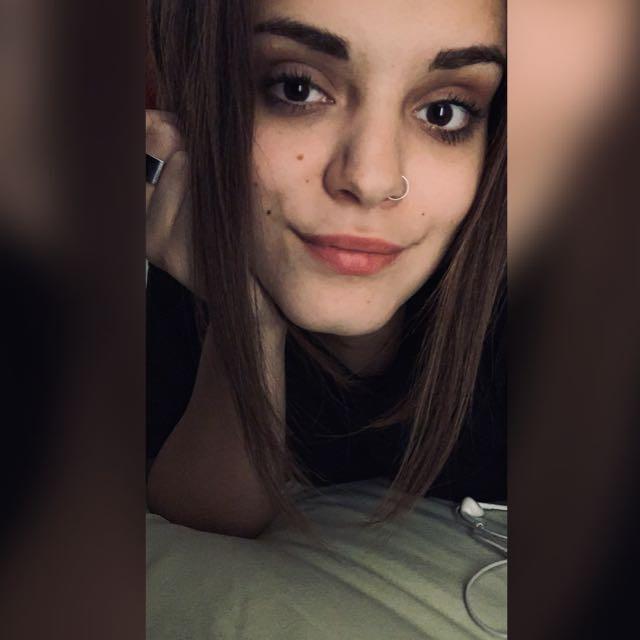 Studentessa universitaria offre aiuto compiti e ripetizioni per tutte le materie