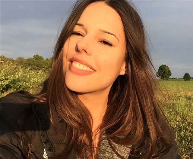 Profesora nativa Francesa