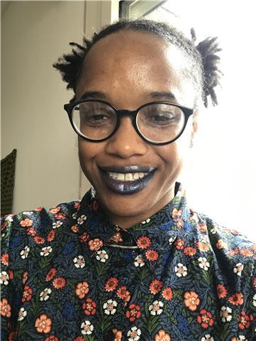 Professeure d’origine américaine enseigne l’anglais