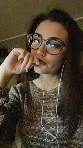 Sono una studentessa universitaria in mediazione linguistica forense (criminologia)