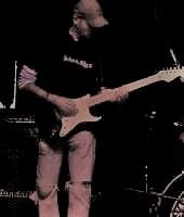 Doy clases de guitarra para todas las edades y diferentes niveles