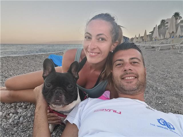Laureata in lettere, 34 anni, impartisce lezioni di materie letterarie, inglese, francese, storia. Disponibile sin da subito