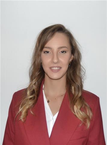 Laureata Magistrale in Relazioni Internazionali impartisce lezioni di lingua spagnola e inglese