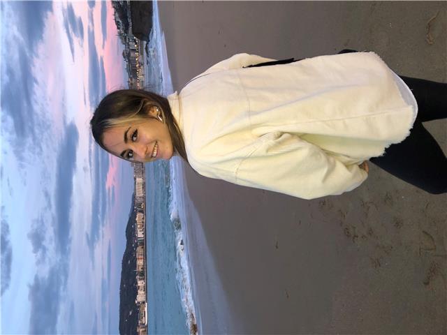 Doy clases particulares económicas de inglés, euskara, latín... desde niños/as de primaria hasta la eso