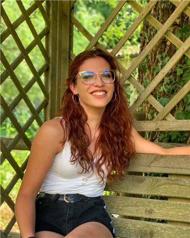 Sassofonista presso complesso bandistico città di introdacqua, alle spalle ho un anno di conservatorio e un enorme bagaglio di esperienza musicale