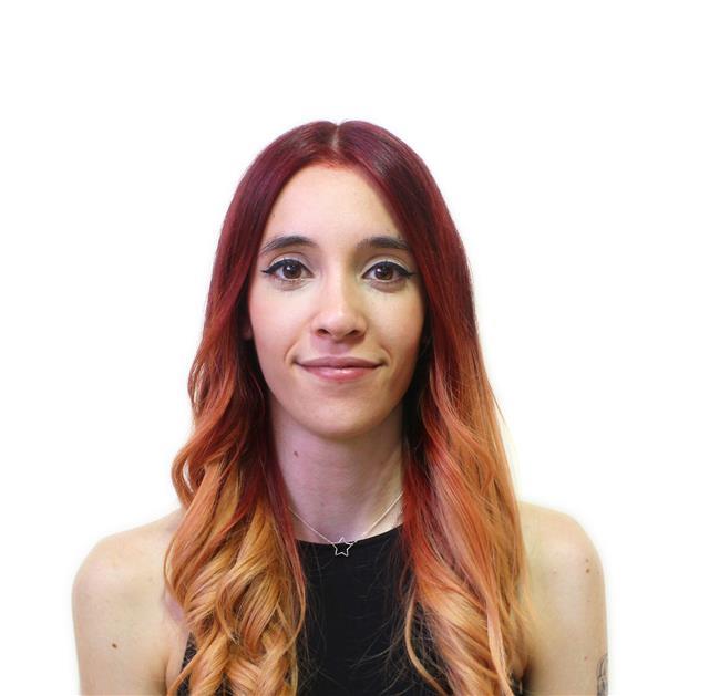 Graduada en diseño gráfico ofrece clases de refuerzo del paquete adobe