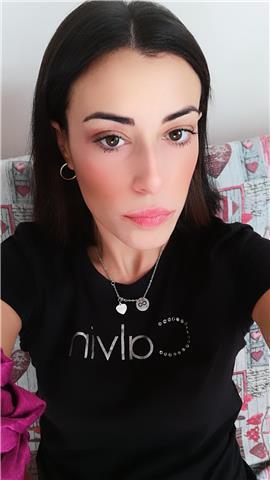 Offro lezioni di inglese online interattive con bambini e adulti.
Conversazione
Grammatica
Business