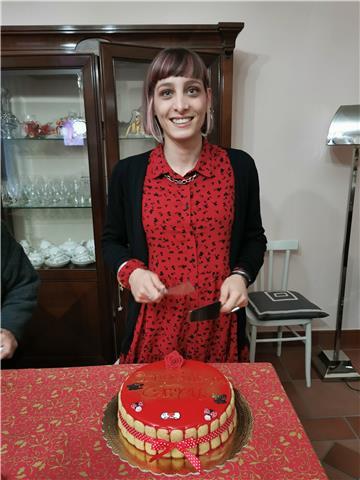 Laureata magistrale in Chimica Industriale propone lezioni di chimica, matematica e fisica per tutte le categorie di studenti