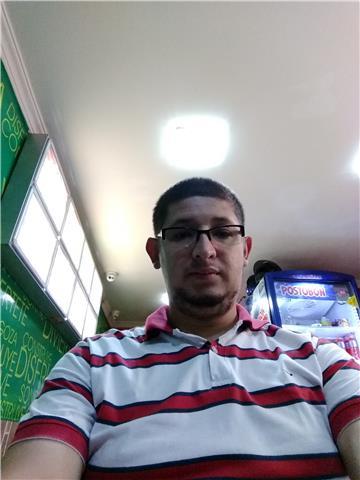 Se dictan clases y se hacen talleres de Matemáticas básicas, calculo diferencial, calculo, integral, calculo vectorial, ecuaciones diferenciales, matemáticas especiales, física mecánica, física de campos, física moderna, teoría electromagnética
