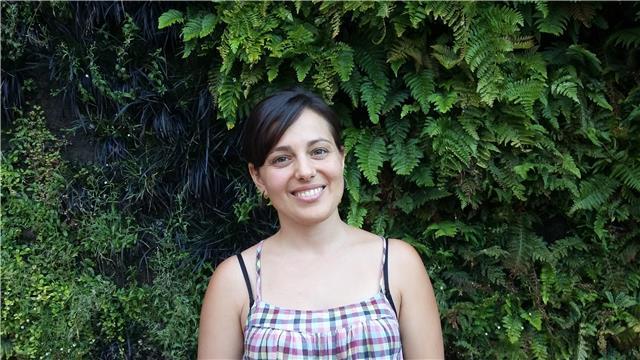 Doy clases divertidas y amenas a niños y adultos. Me adapto a las necesidades e intereses del alumno. También ayudo a preparar exámenes oficiales