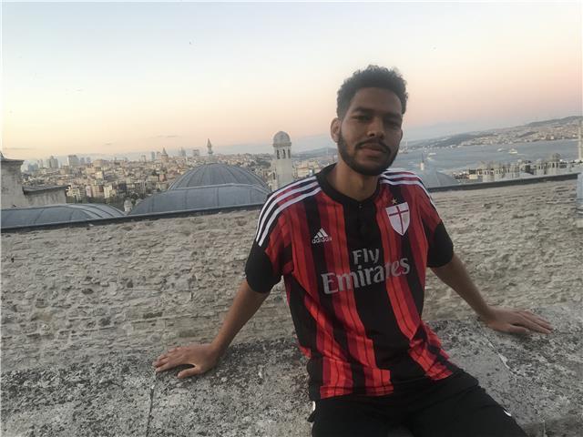 Etudiant en biologie BAC plus 2, Ayant eu un avec mention