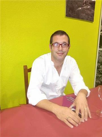 Doy clases de inglés en tu casa. todos los niveles desde niños hasta adultos. a1 a c2. preparación de exámenes cambridge y escuela oficial