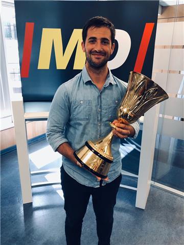 Soy profesor de marketing digital y data analytics. con experiencia tanto en buenos aires, argentina, como en barcelona