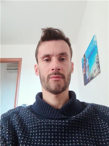 Laureato scienze politiche