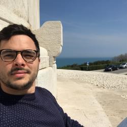 Ingegnere edile architetto offre lezioni private singole o di gruppo in autodesk revit