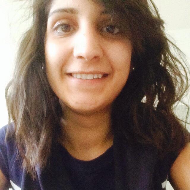 Laureata in Servizio Sociale e diplomata al liceo scientifico offre lezioni di italiano, psicologia o altre materie che rientrano nell'ambito di studio