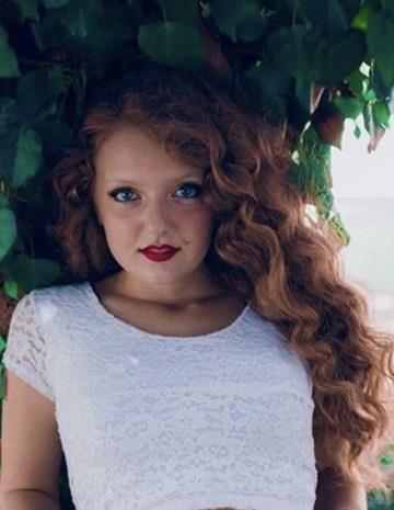 Studentessa universitaria impartisce ripetizioni