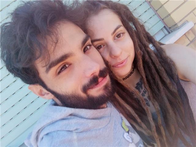 studente universitario impartisce lezioni, aiuto compiti, recupero materie per studenti di scuole elementari e medie ONLINE