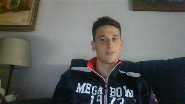 Doy calses particulares de inglés a alumnos de primaria , e.s.o. y bachiller