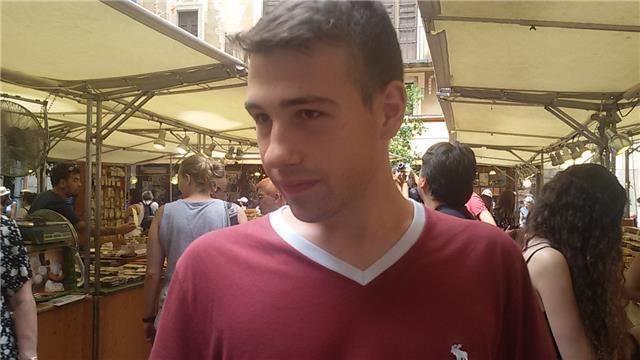 ragazzo diplomato all'istituto fermi di modena che ha partecipato alle gare nazionali di chimica