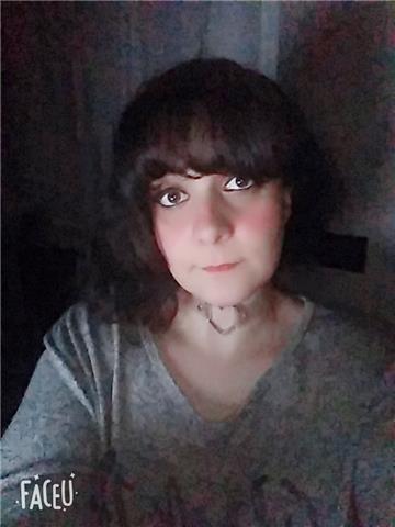 Ragazza italiana di 26 anni offre lezione private di italiano zona MB